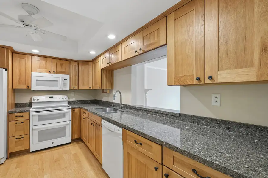 1077 Sibley Memorial Highway #504, Saint Paul, MN 55118 - #2