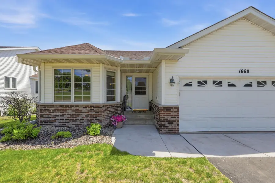1668 Mackubin Street, Saint Paul, MN 55117 - #2