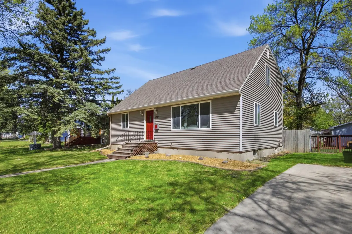 1707 6th Avenue S, Fargo, ND 58103 - #1