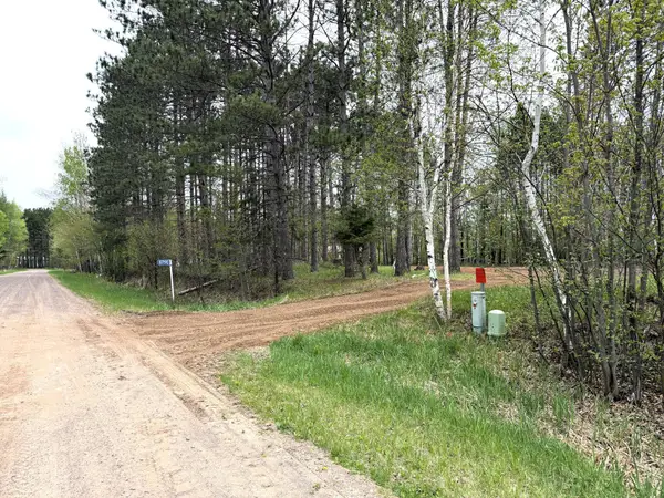 87190 Woodstock Road, Sturgeon Lake, MN 55783