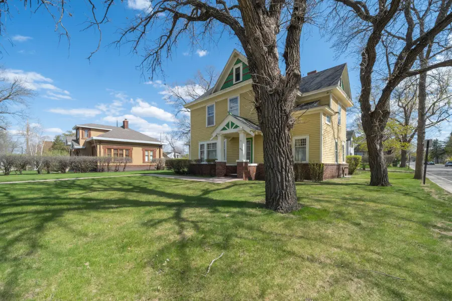 424 6th Avenue W, Alexandria, MN 56308 - #3