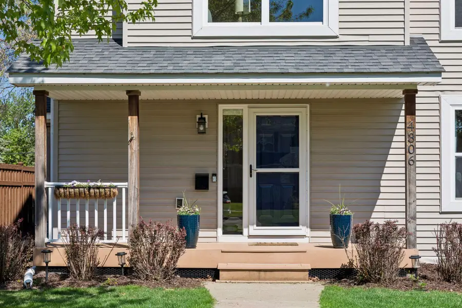 4306 Zane Avenue N, Minneapolis, MN 55422 - #2