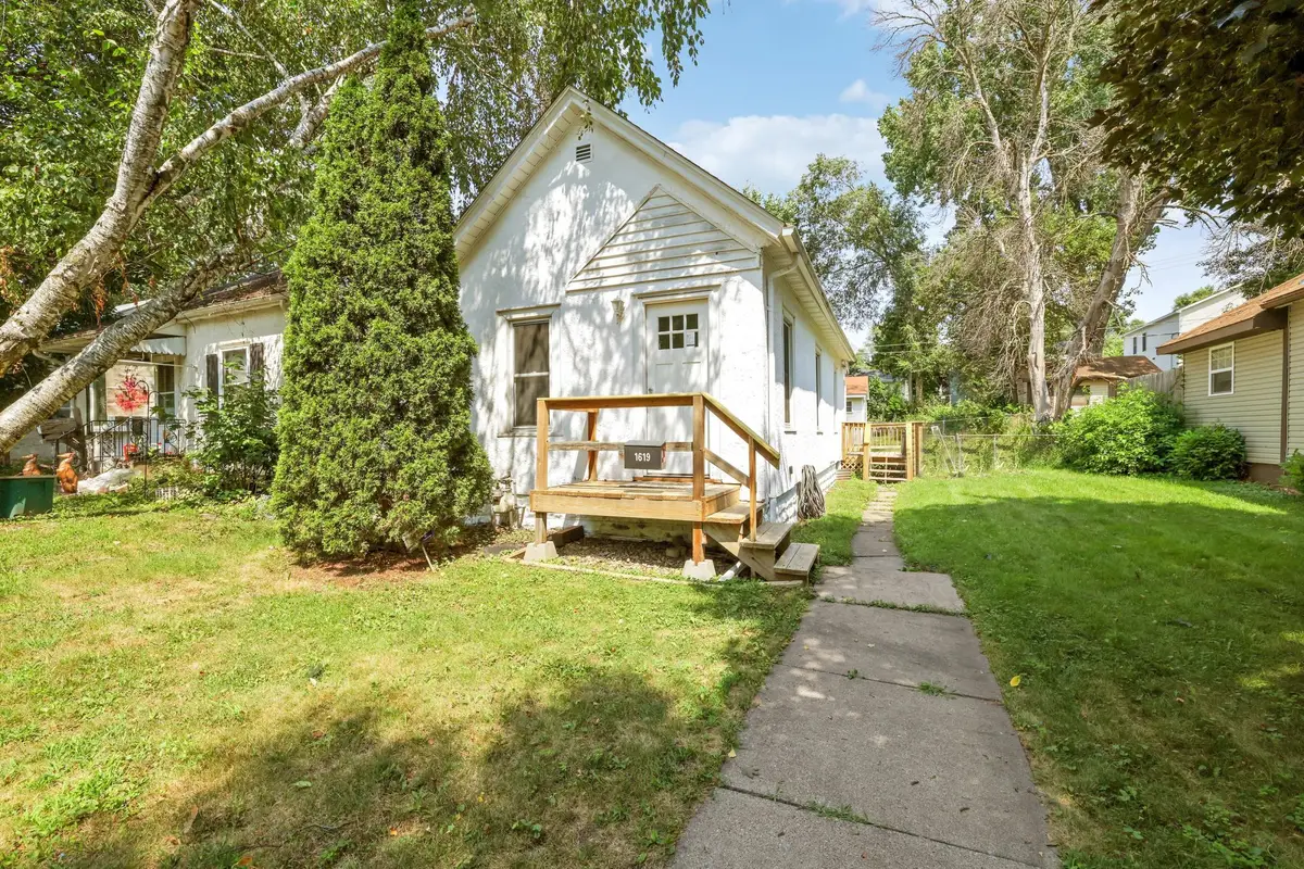 1619 Reaney Avenue, Saint Paul, MN 55106 - #1