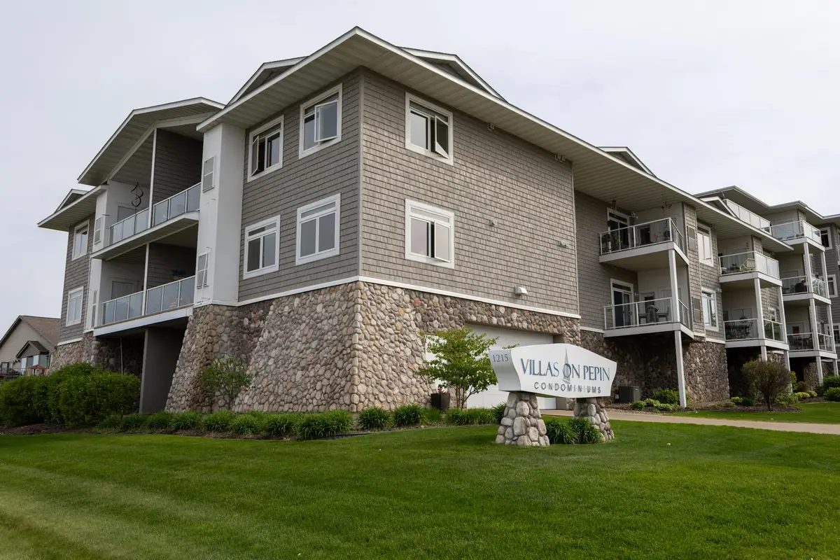 1215 N Lakeshore Drive #210, Lake City, MN 55041 - #1