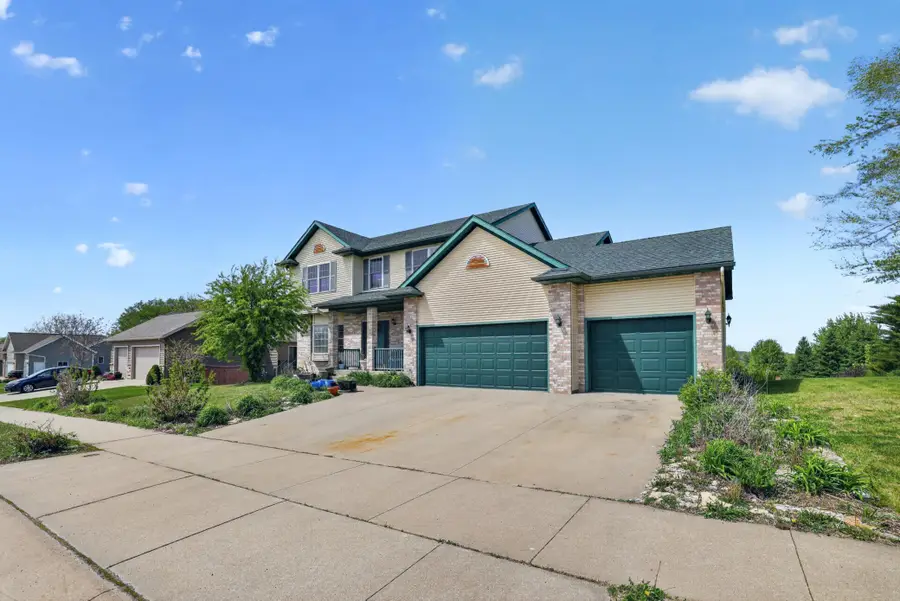 863 Southern Ridge Drive Sw, Rochester, MN 55902 - #3