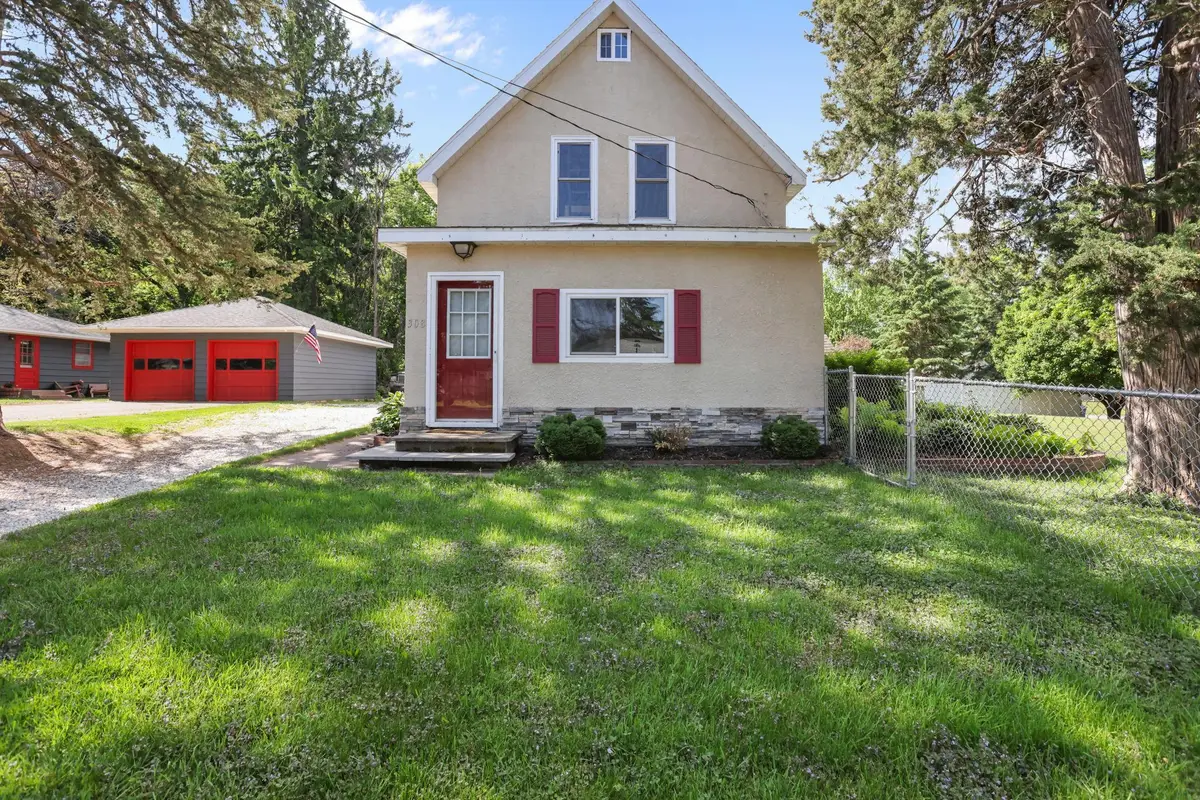 308 8th Avenue Se, Forest Lake, MN 55025 - #1