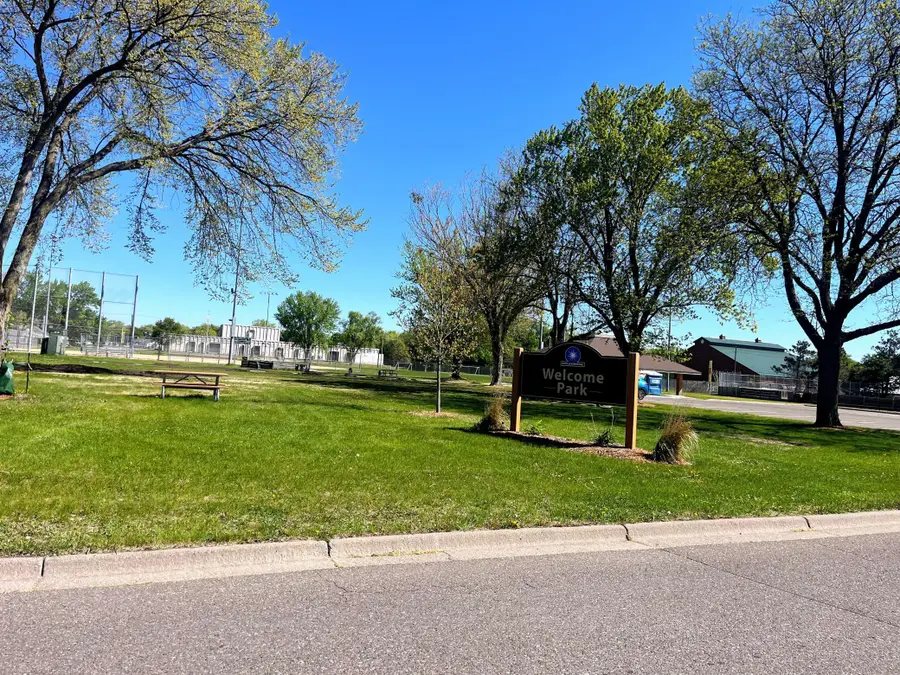 4515 Welcome Avenue N, Minneapolis, MN 55422 - #2