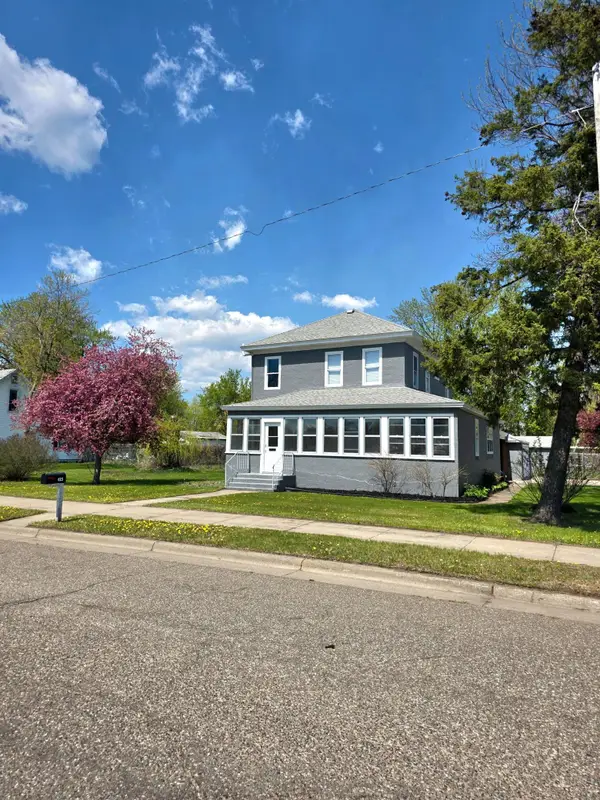 415 1st Avenue Ne, Little Falls, MN 56345