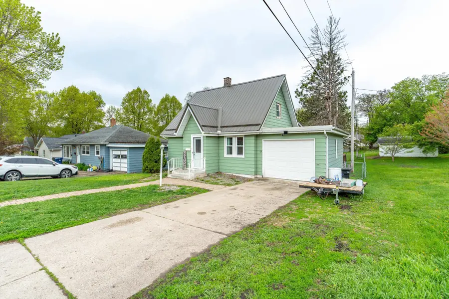1119 N Lake Street, Fergus Falls, MN 56537 - #3