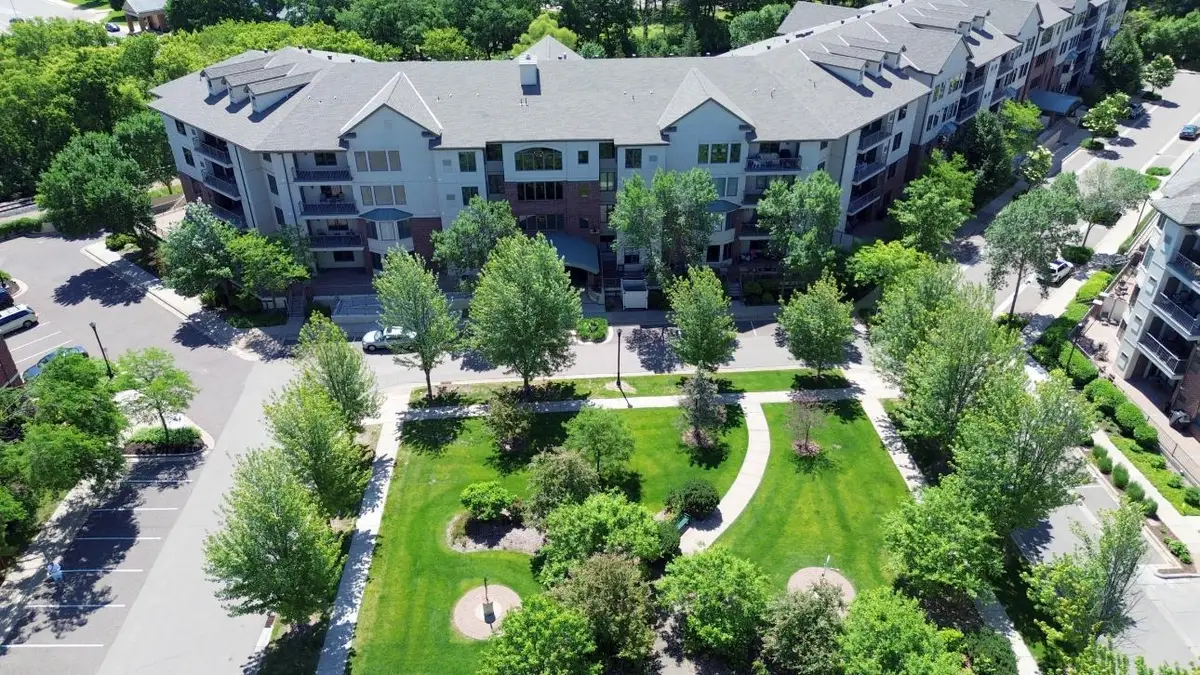 5225 Grandview Square #414, Minneapolis, MN 55436 - #1