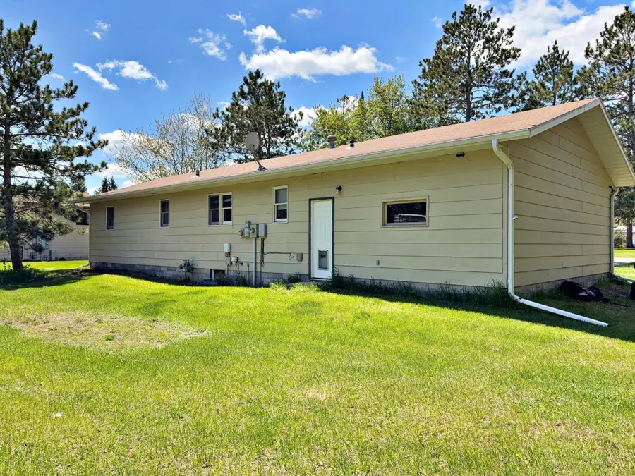 702 Washington Avenue S, Park Rapids, MN 56470 - #3