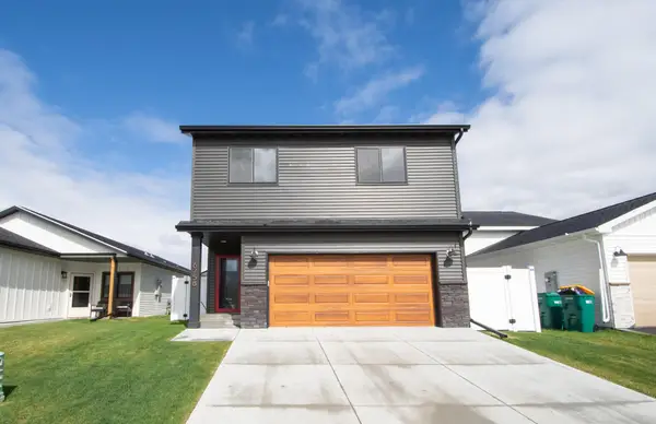 6758 68th Street S, Horace, ND 58047