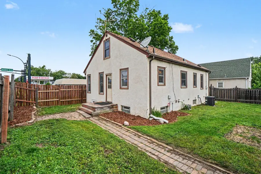 3600 Noble Avenue N, Minneapolis, MN 55422 - #3