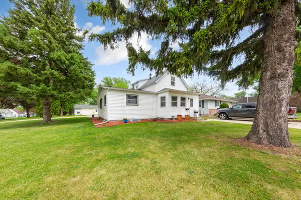 808 E Vine Street, Owatonna, MN 55060