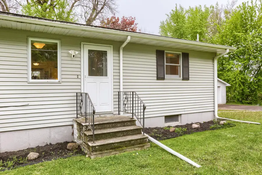 13545 Andrews Avenue, Lindstrom, MN 55045 - #3