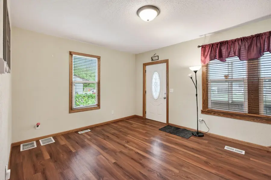 1095 Sims Avenue, Saint Paul, MN 55106 - #3