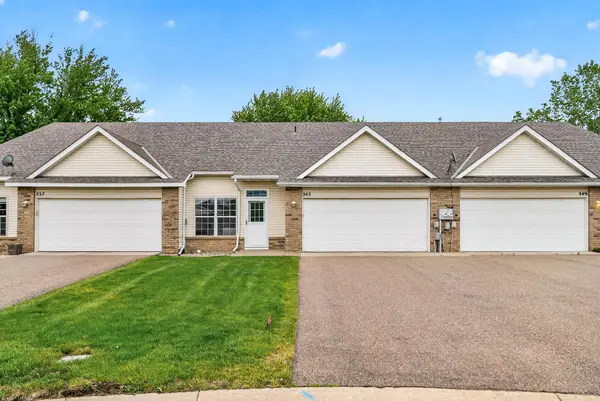 343 Appleblossom Lane E, Shakopee, MN 55379