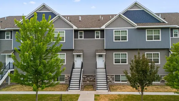 10241 3rd Street Ne #C, Minneapolis, MN 55434