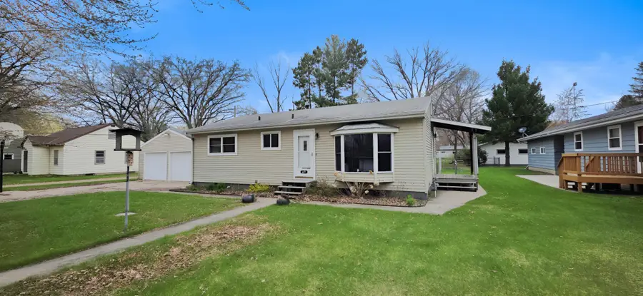 610 8th Avenue Sw, Little Falls, MN 56345 - #3
