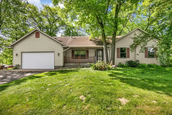 1812 Haller Way, Saint Cloud, MN 56301