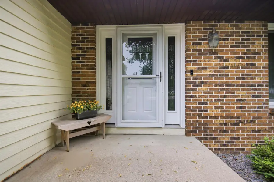 2000 9th Street Sw, Austin, MN 55912 - #2