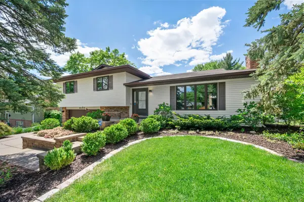 9117 34 1/2 Avenue N, Minneapolis, MN 55427