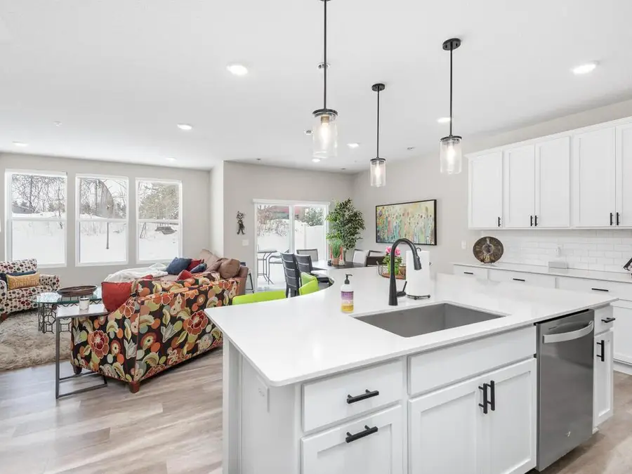 4876 Avery Court, Eagan, MN 55123 - #2