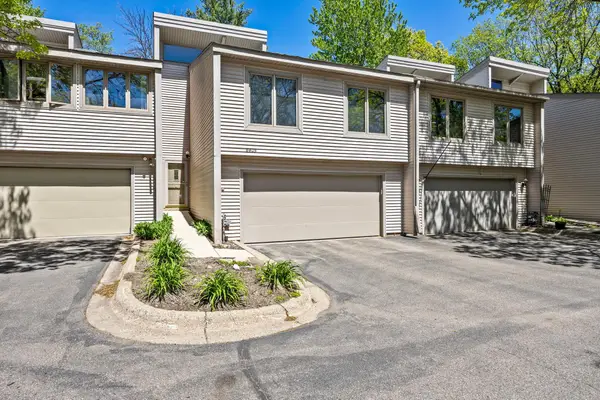 8405 137th Court, Saint Paul, MN 55124