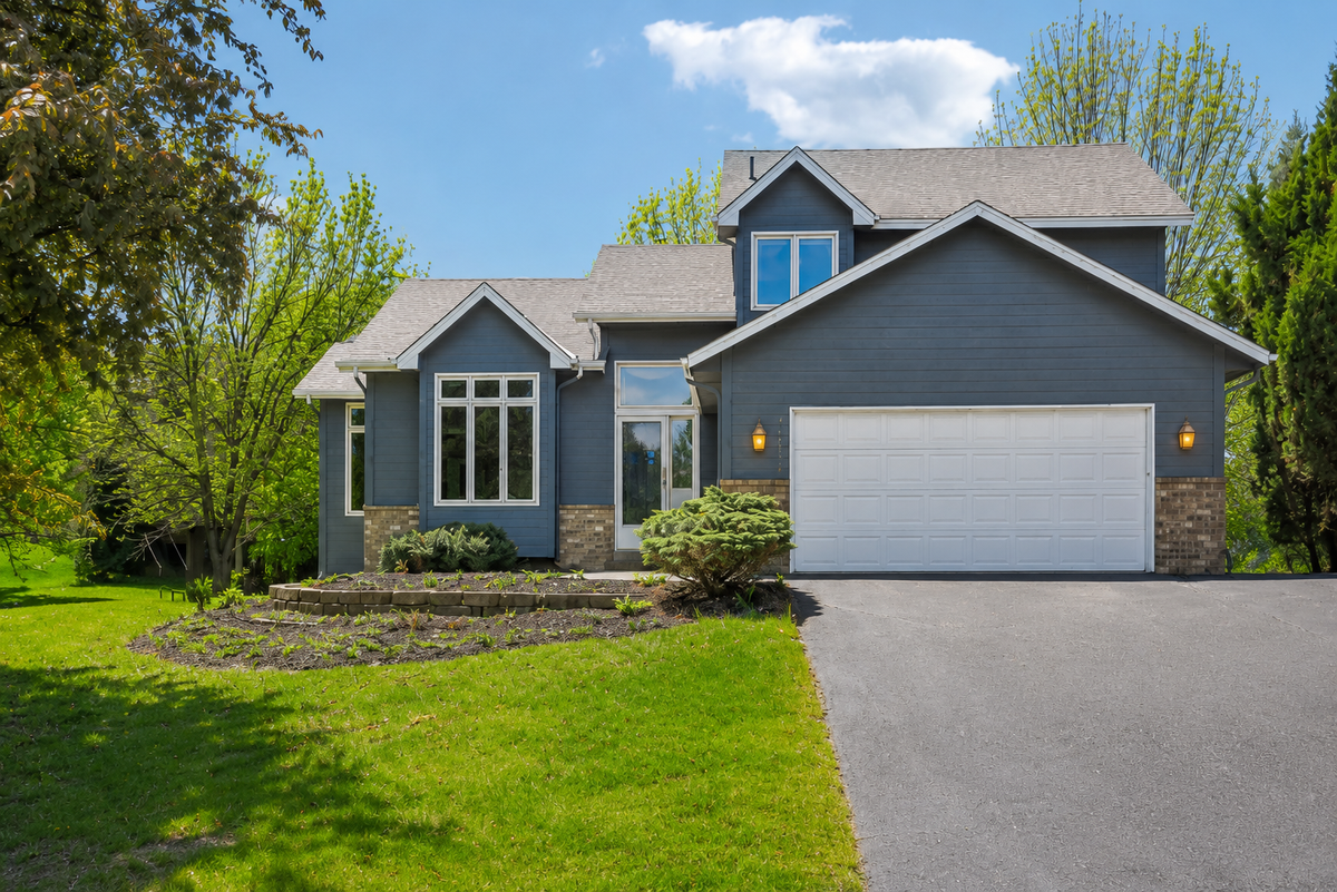 14835 39th Avenue N, Minneapolis, MN 55446 - #1