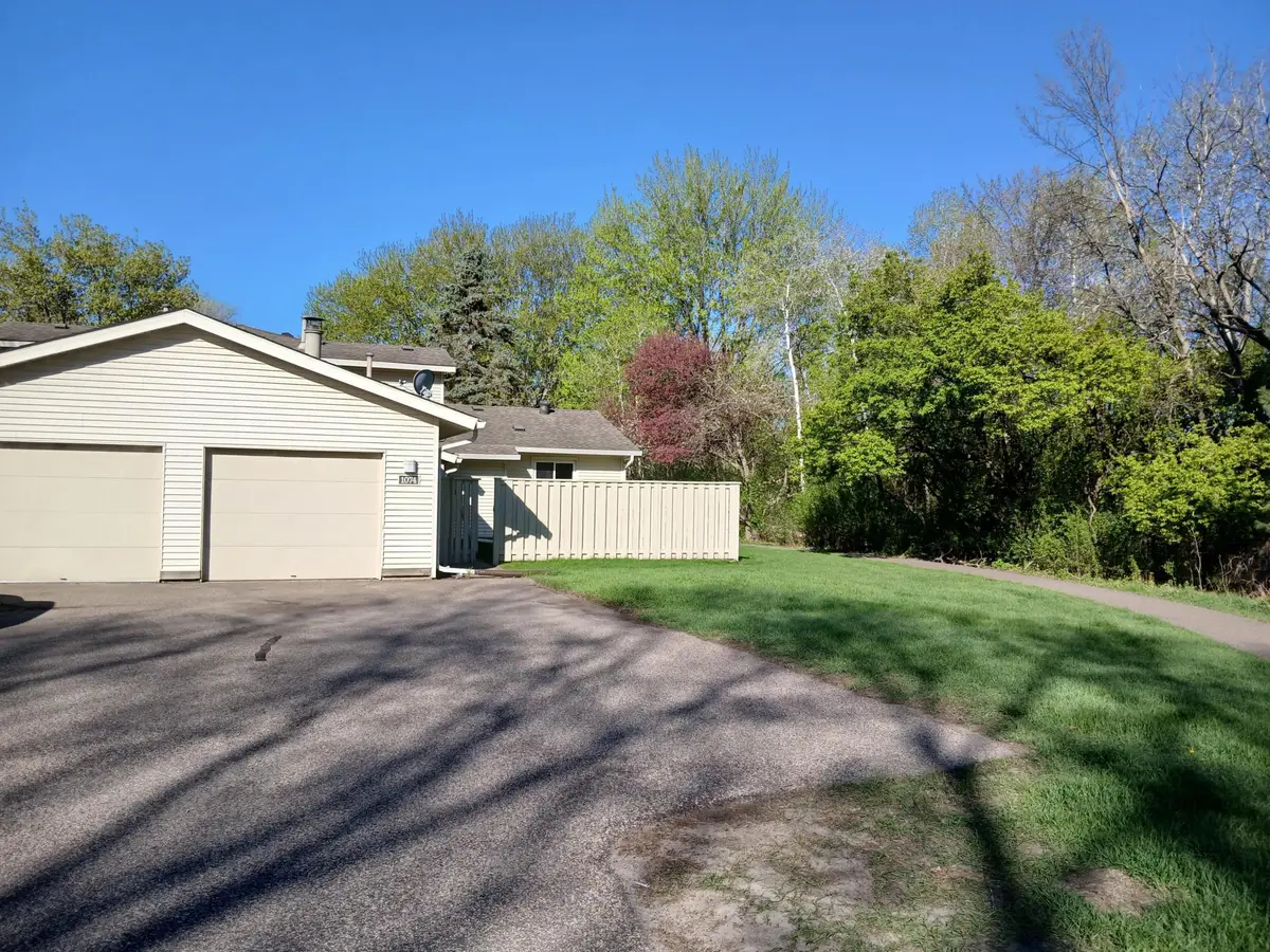 1074 Carmel Court, Saint Paul, MN 55126 - #1