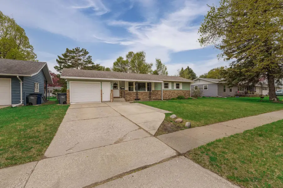 533 Maple Lane, Moorhead, MN 56560 - #2