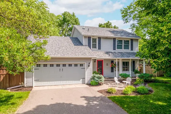 2308 Horizon Place, Burnsville, MN 55337