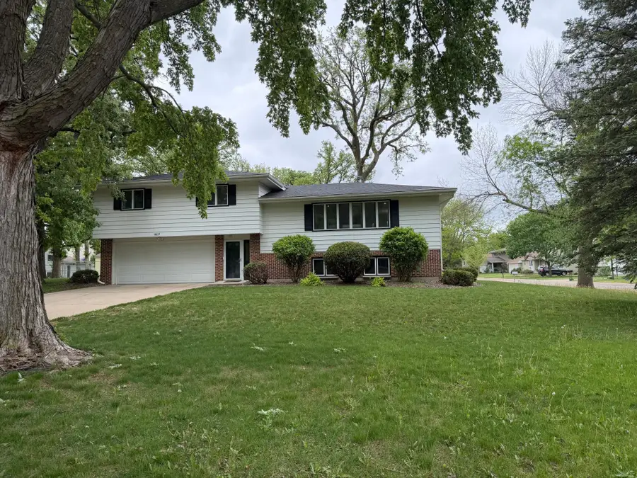 1609 Gateway Drive, Albert Lea, MN 56007 - #2