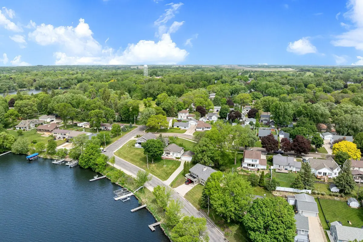105 Giles Place, Albert Lea, MN 56007 - #1
