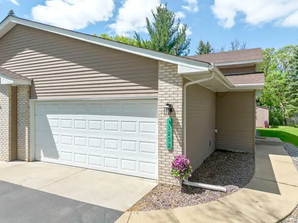 13252 Central Avenue Ne, Blaine, MN 55434