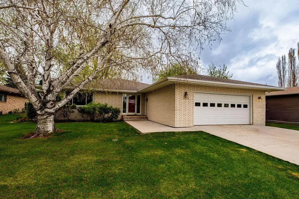 3513 River Drive S, Fargo, ND 58104 - #1