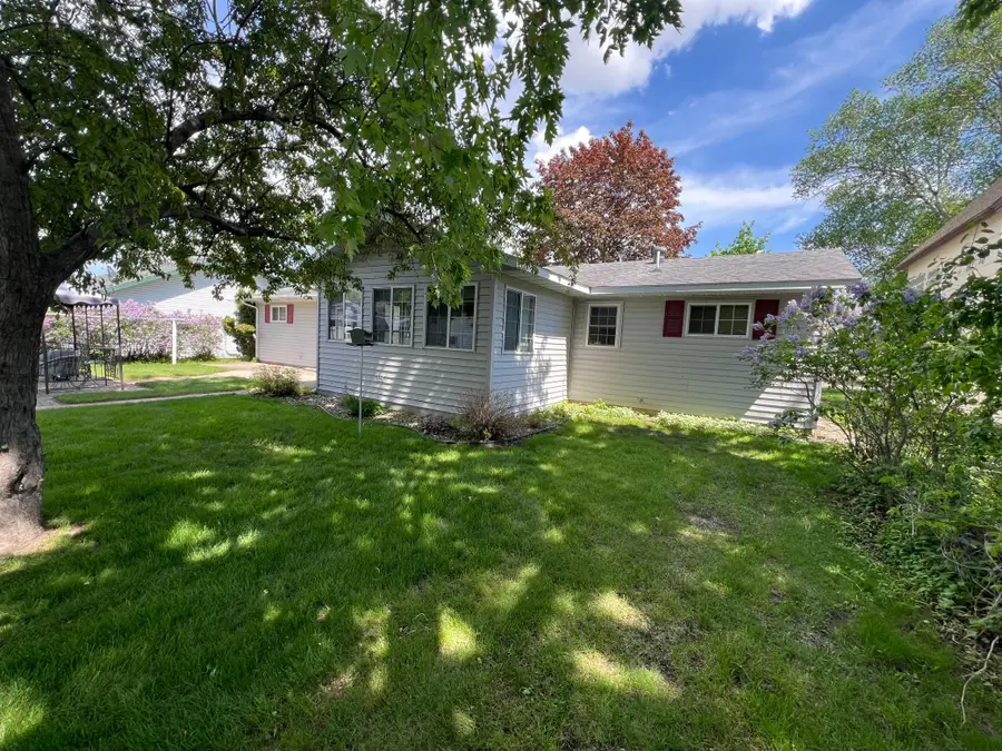407 1st Street Sw, Wadena, MN 56482 - #3