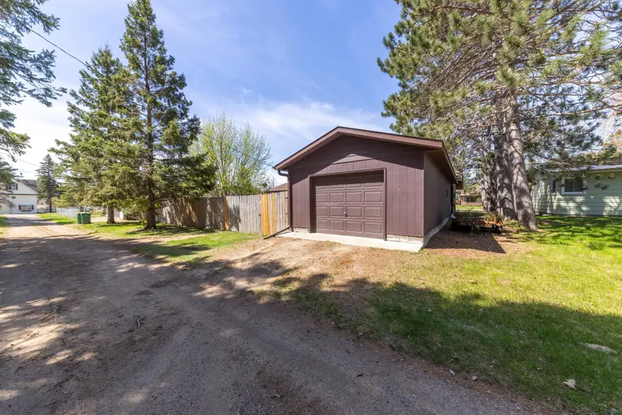 910 SW 4th Avenue, Grand Rapids, MN 55744 - #3