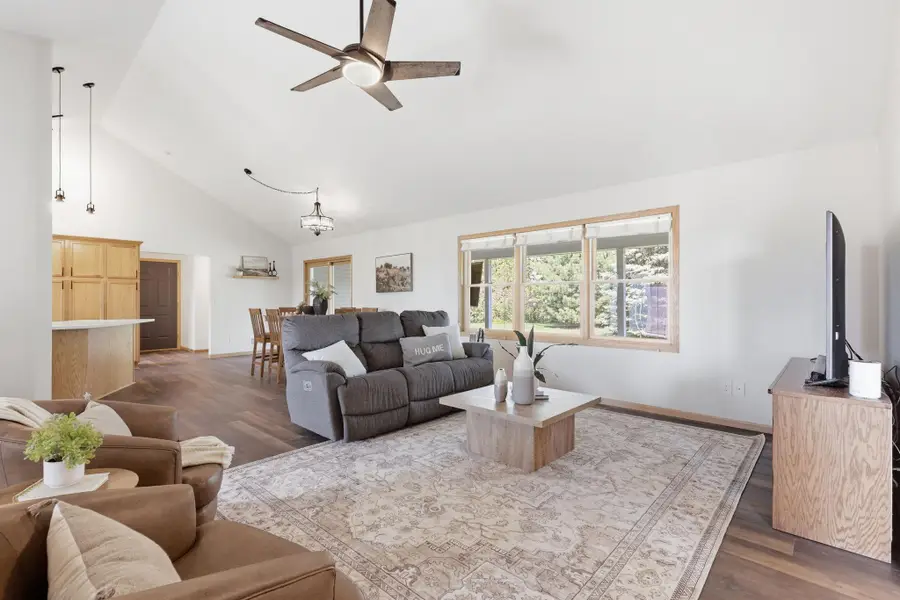 545 Kreuziger Road, Roberts, WI 54023 - #3