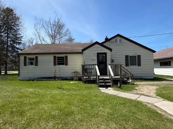 920 13th Avenue, International Falls, MN 56649