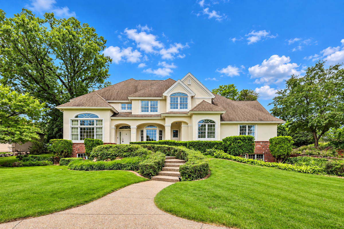 7631 S Bay Drive, Bloomington, MN 55438 - #1