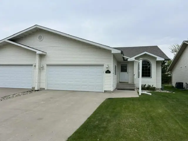 816 Lakeridge Place, West Fargo, ND 58078 - #1