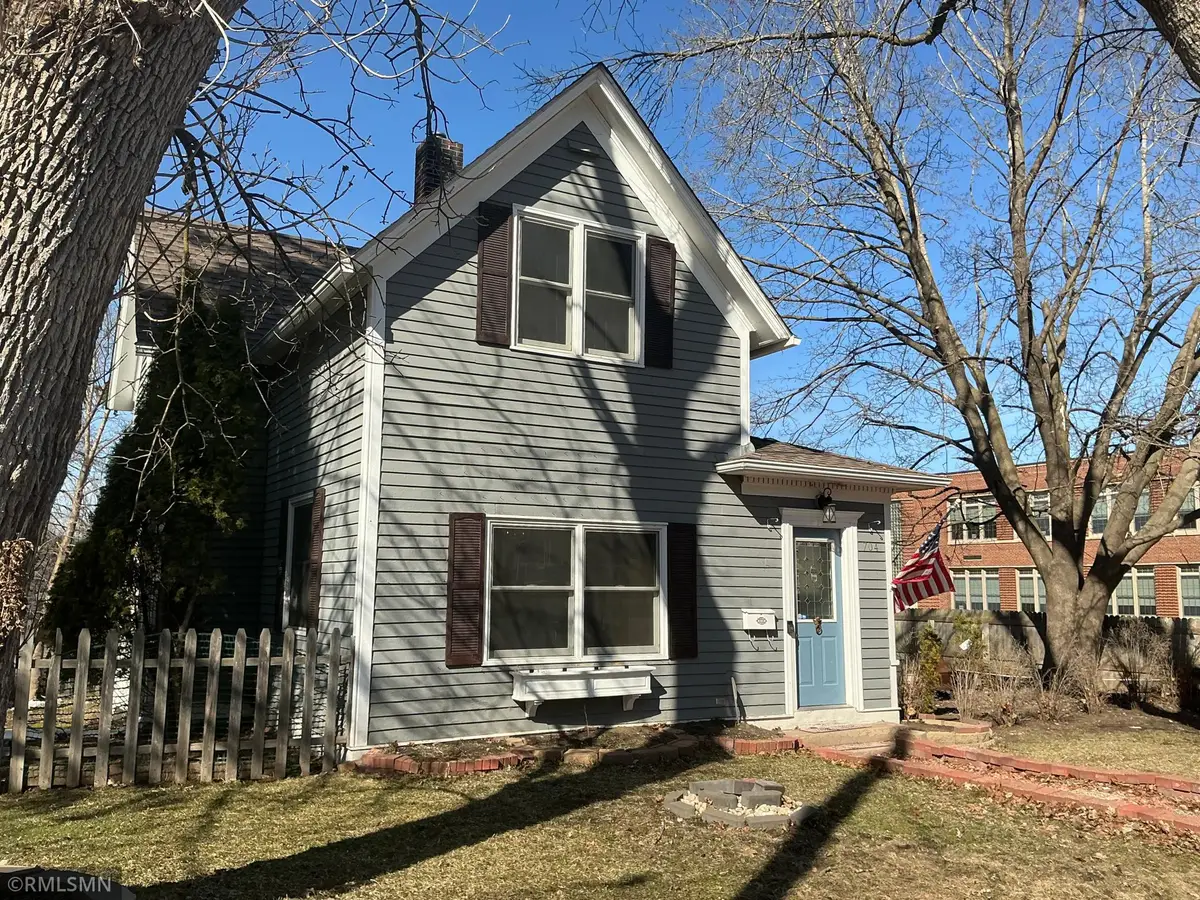 704 Mulberry Street W, Stillwater, MN 55082 - #1