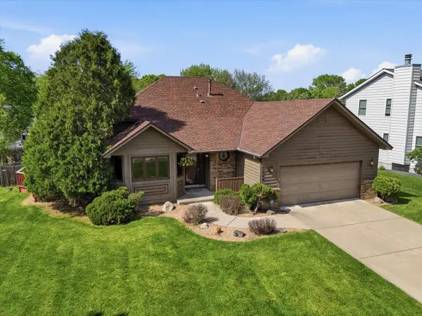 7860 Upper 17th Street N, Saint Paul, MN 55128