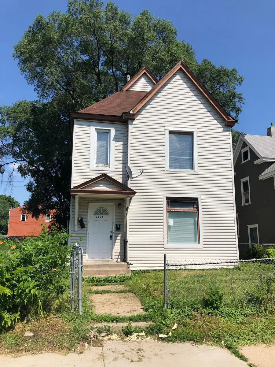 2825 15th Avenue S, Minneapolis, MN 55407 - #2
