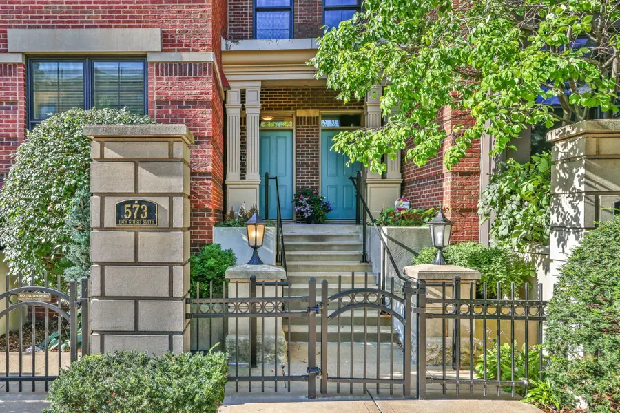 573 S 10th Street, Minneapolis, MN 55404 - #3
