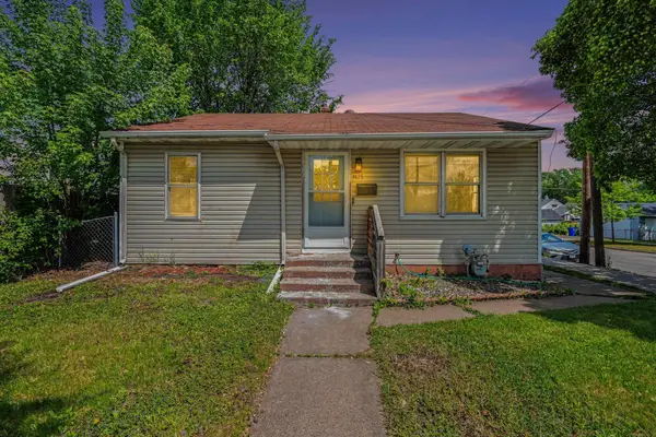 1175 Cook Avenue E, Saint Paul, MN 55106