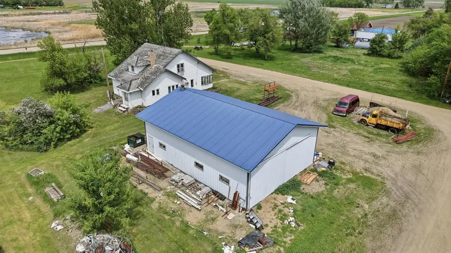 206 East Street S, Vivian, ND 58069 - #3