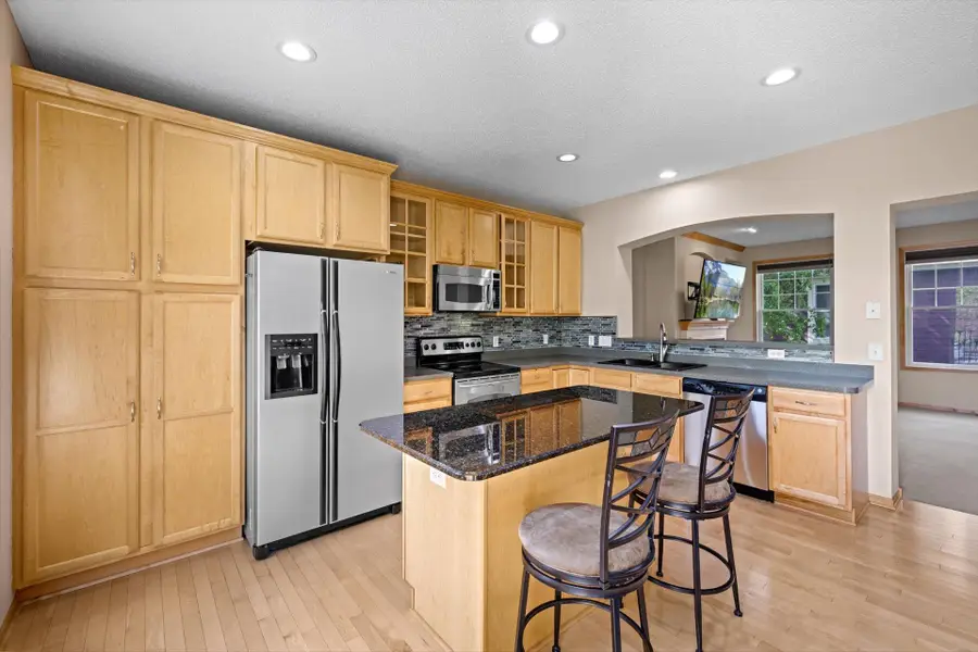 10756 Falling Water Lane #D, Woodbury, MN 55129 - #3
