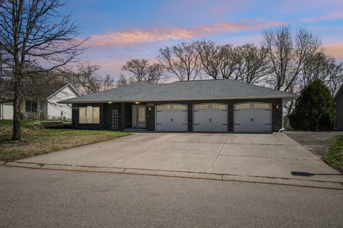 5421 Ojibway Avenue N, Stillwater, MN 55082 - #1